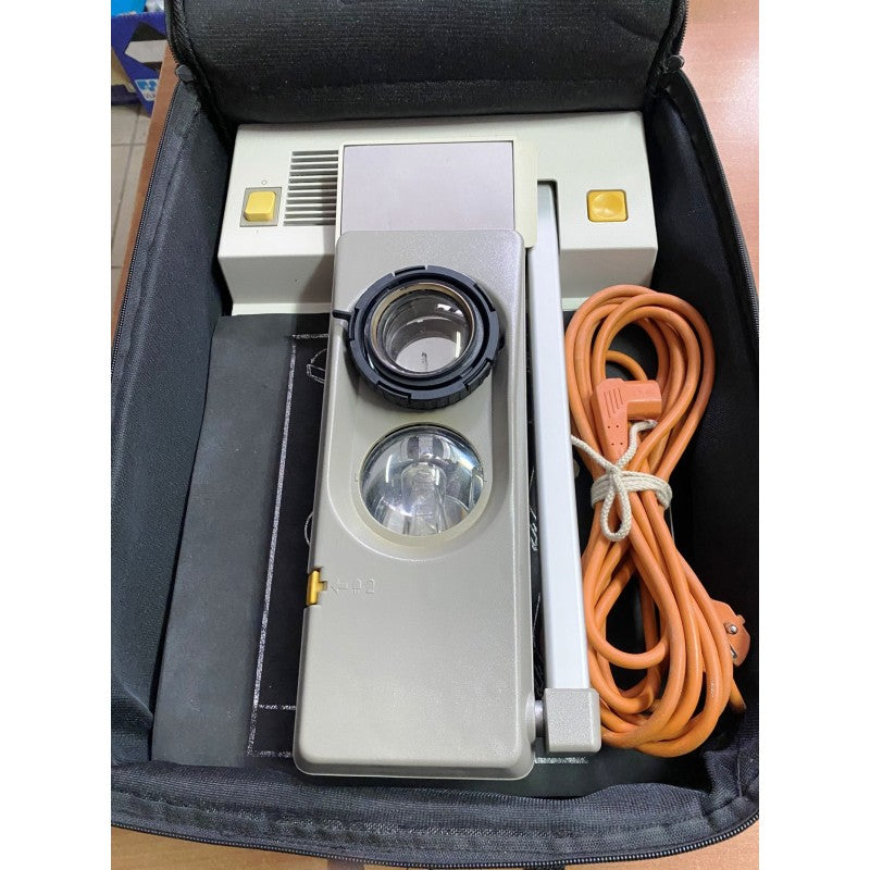 Retroroiector Retroproiector portabil KINDERMANN, 2 lampi x 250watt – NoviStar.ro